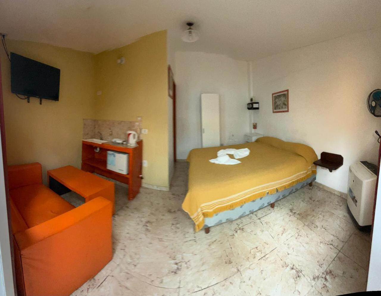 Hotel Brisas Marinas 3*